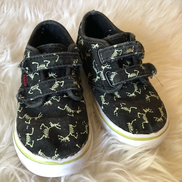 vans toddler size 9 shoes